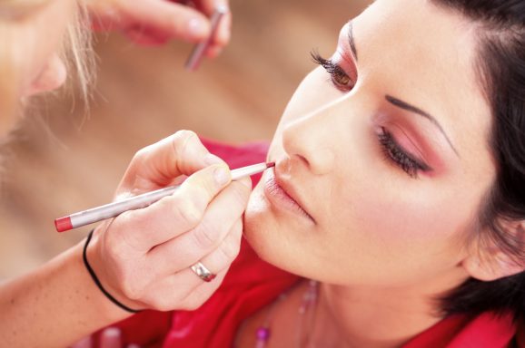 Daily Look Profesionalno Šminkanje u kozmetickom salonu angels novi sad