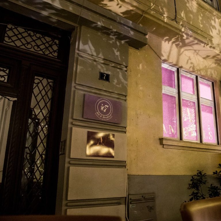 frizerski salon near me 